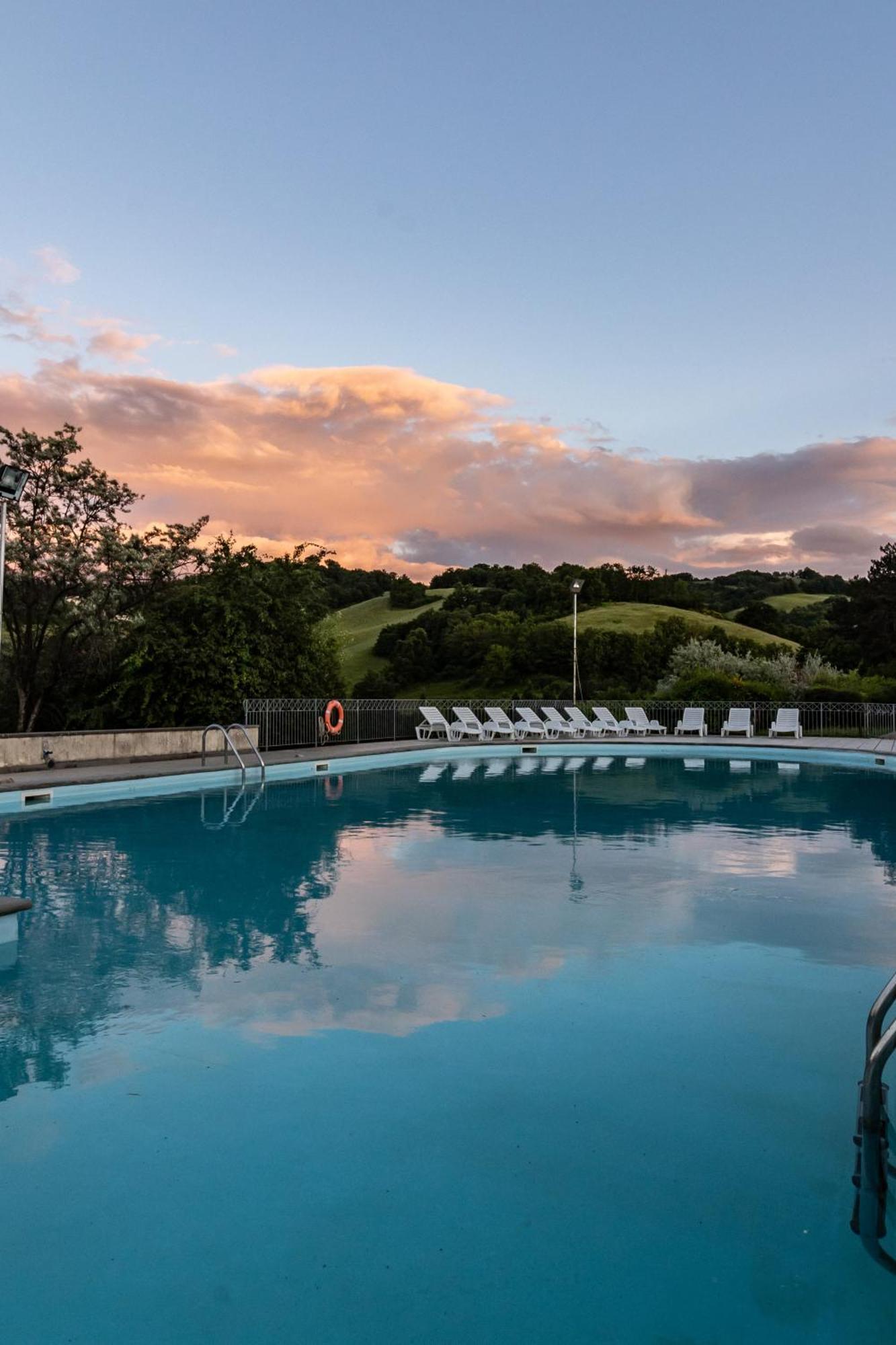 Tenuta Borgo San Michele Gubbio Buitenkant foto