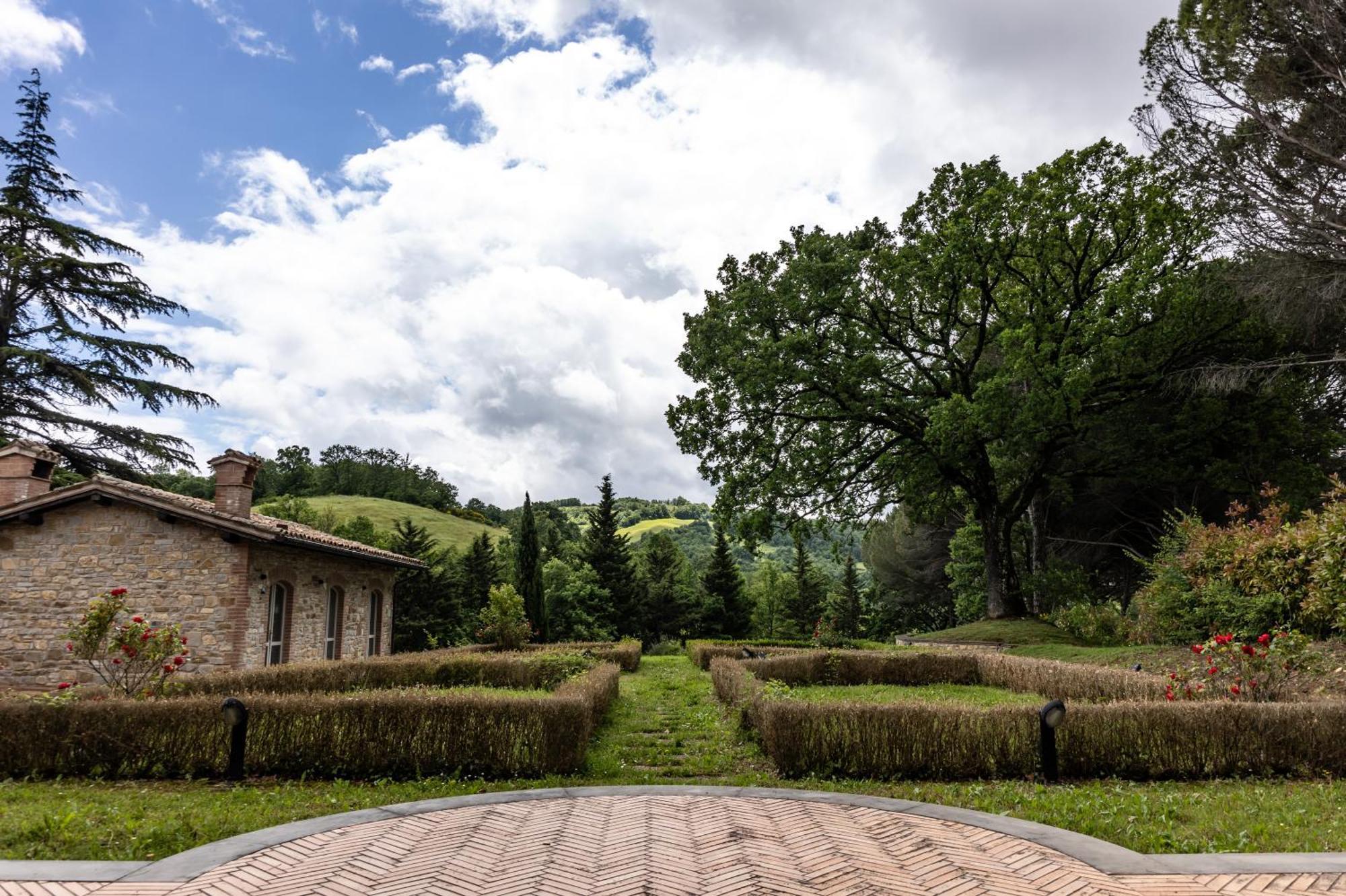 Tenuta Borgo San Michele Gubbio Buitenkant foto