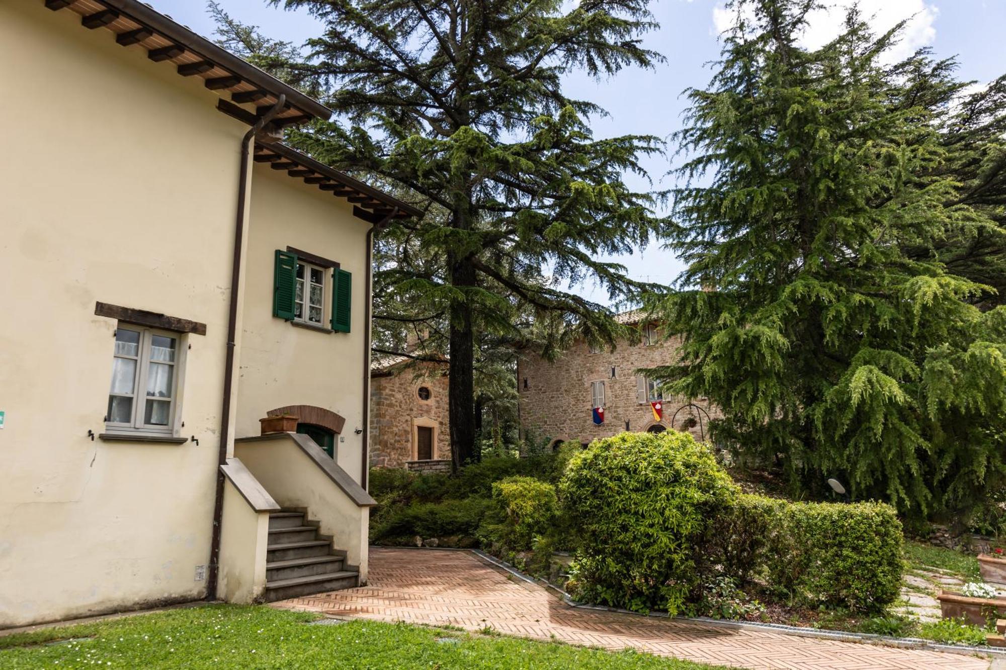 Tenuta Borgo San Michele Gubbio Buitenkant foto