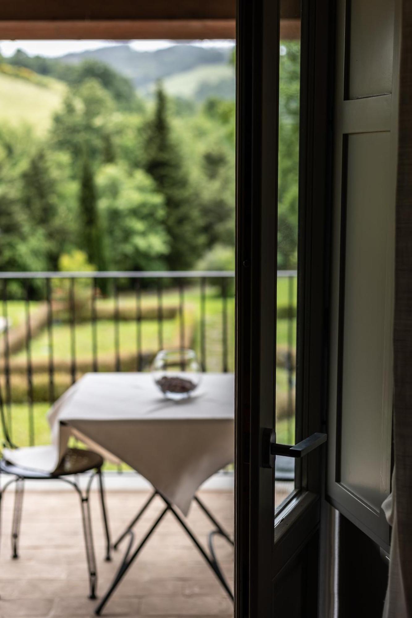 Tenuta Borgo San Michele Gubbio Buitenkant foto